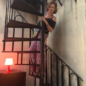 Meet your Posher, Liz